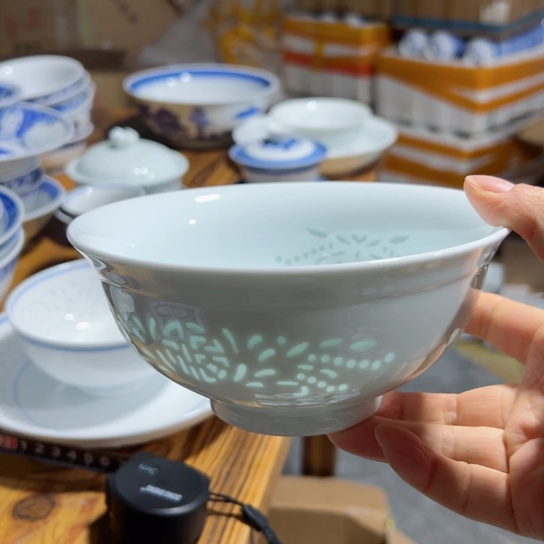 碗隐青釉6寸雕刻福字面碗