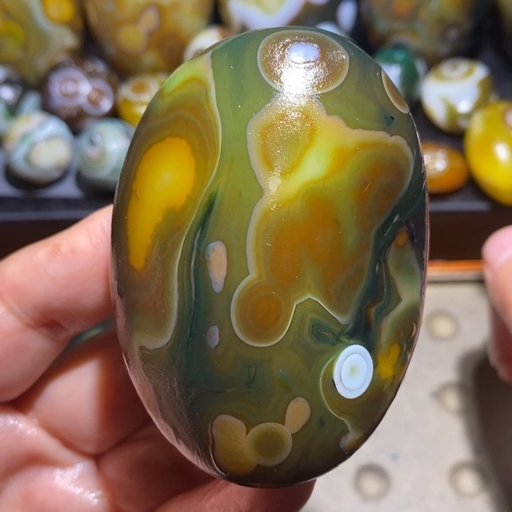 玛瑙/玉髓未镶嵌珠宝半成品