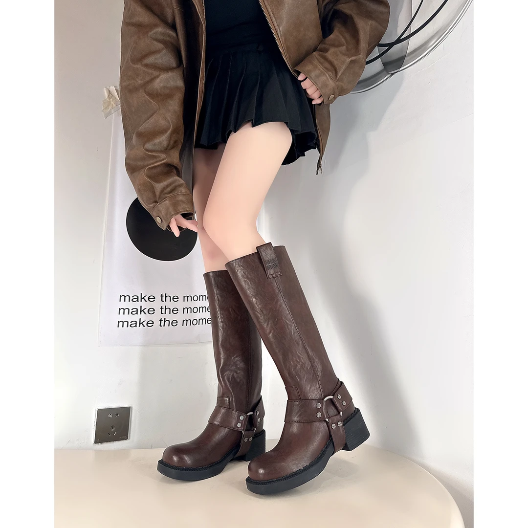 时尚厚底增高5.5cm潮流百搭女士休闲鞋68-251