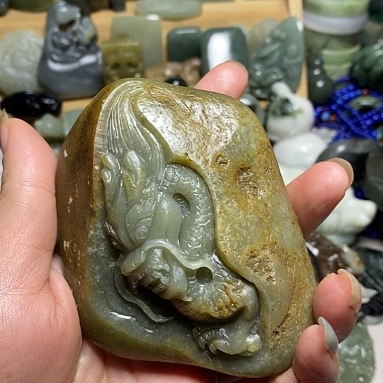 未镶嵌和田玉（糖玉）珠宝半成品华****批