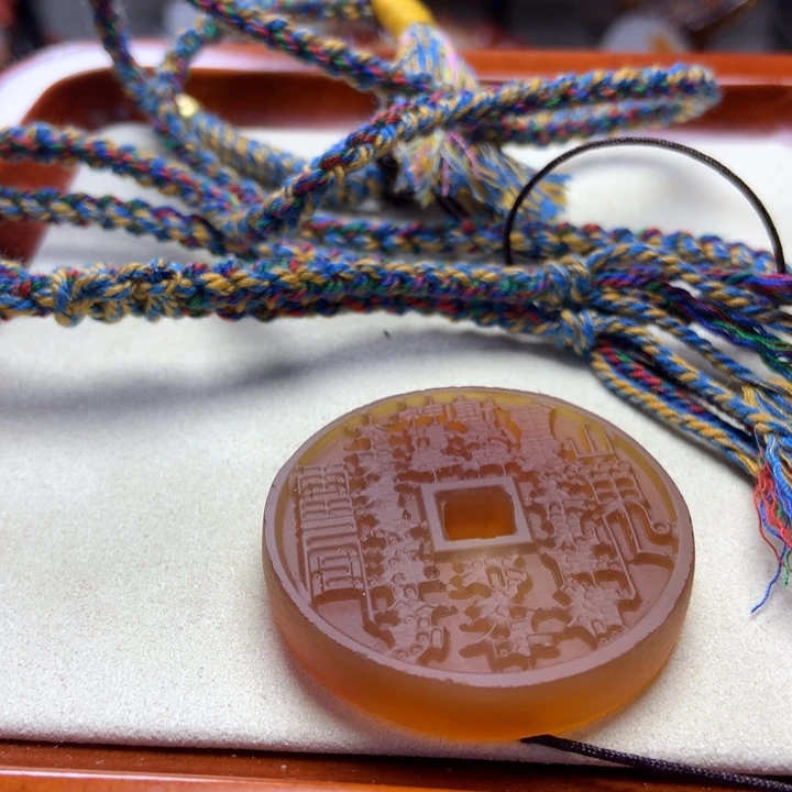 玛瑙/玉髓手串未镶嵌I****?