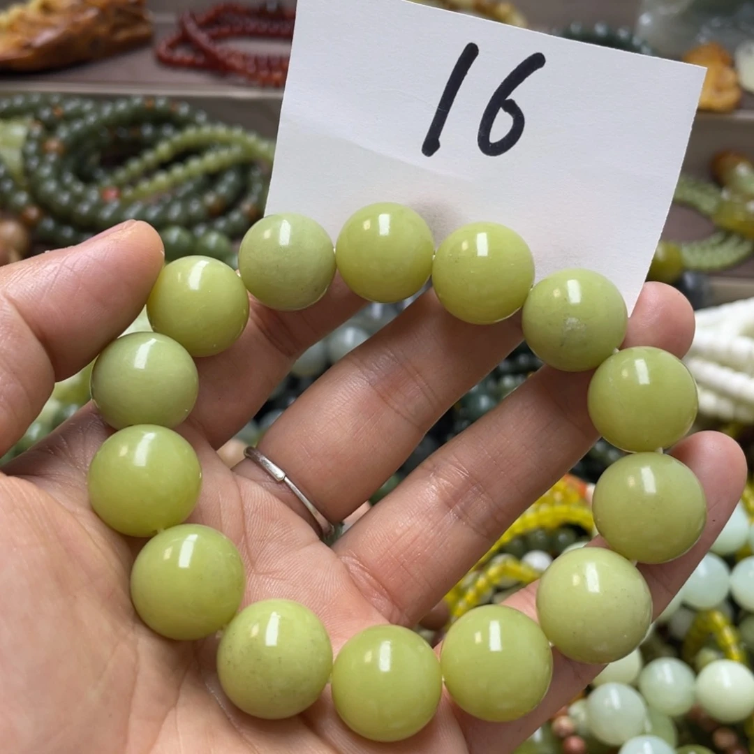 未镶嵌蛇纹石玉手链