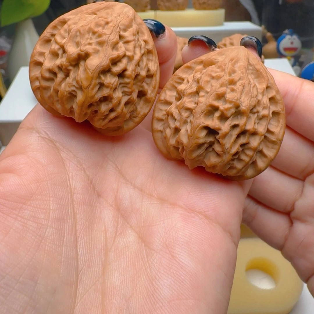 把件核桃38尺寸金牛