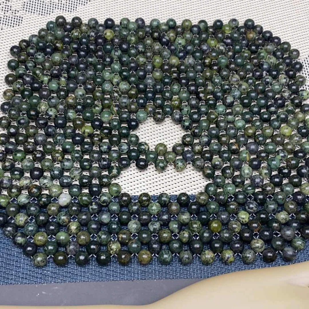 钱***慧蛇纹石玉未镶嵌8mm药王石面罩