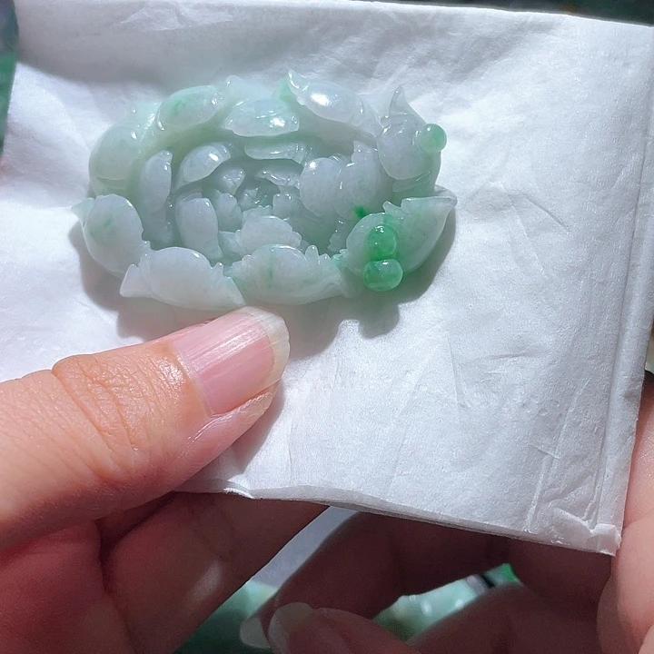 颈饰未镶嵌翡翠天