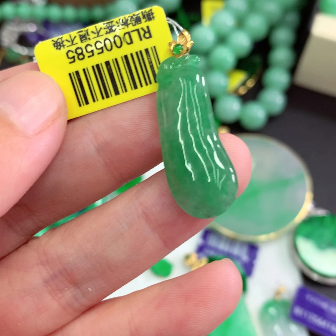 吊坠(不含链)18K金镶嵌翡翠