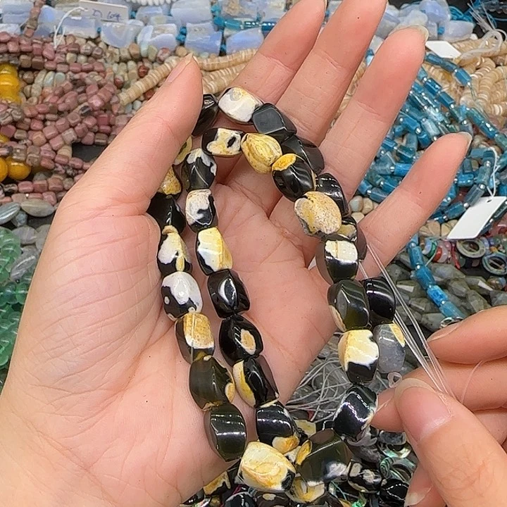 玛瑙/玉髓合金珠宝半成品奶皮玛瑙8mm扭扭一条