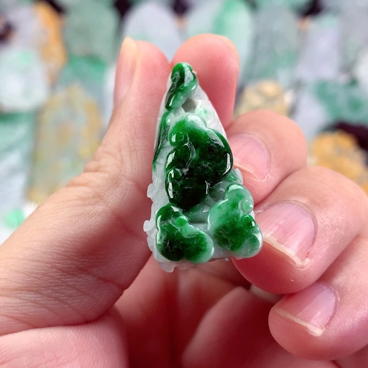翡翠未镶嵌吊坠(不含链)