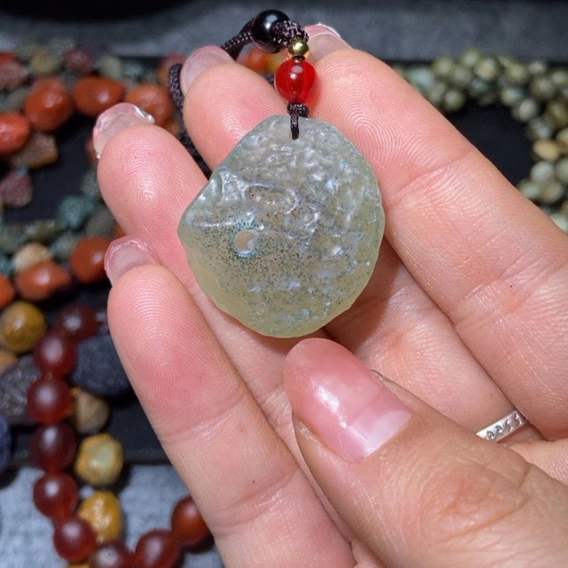 【闪购商品】玛瑙/玉髓颈饰合金时**嗖