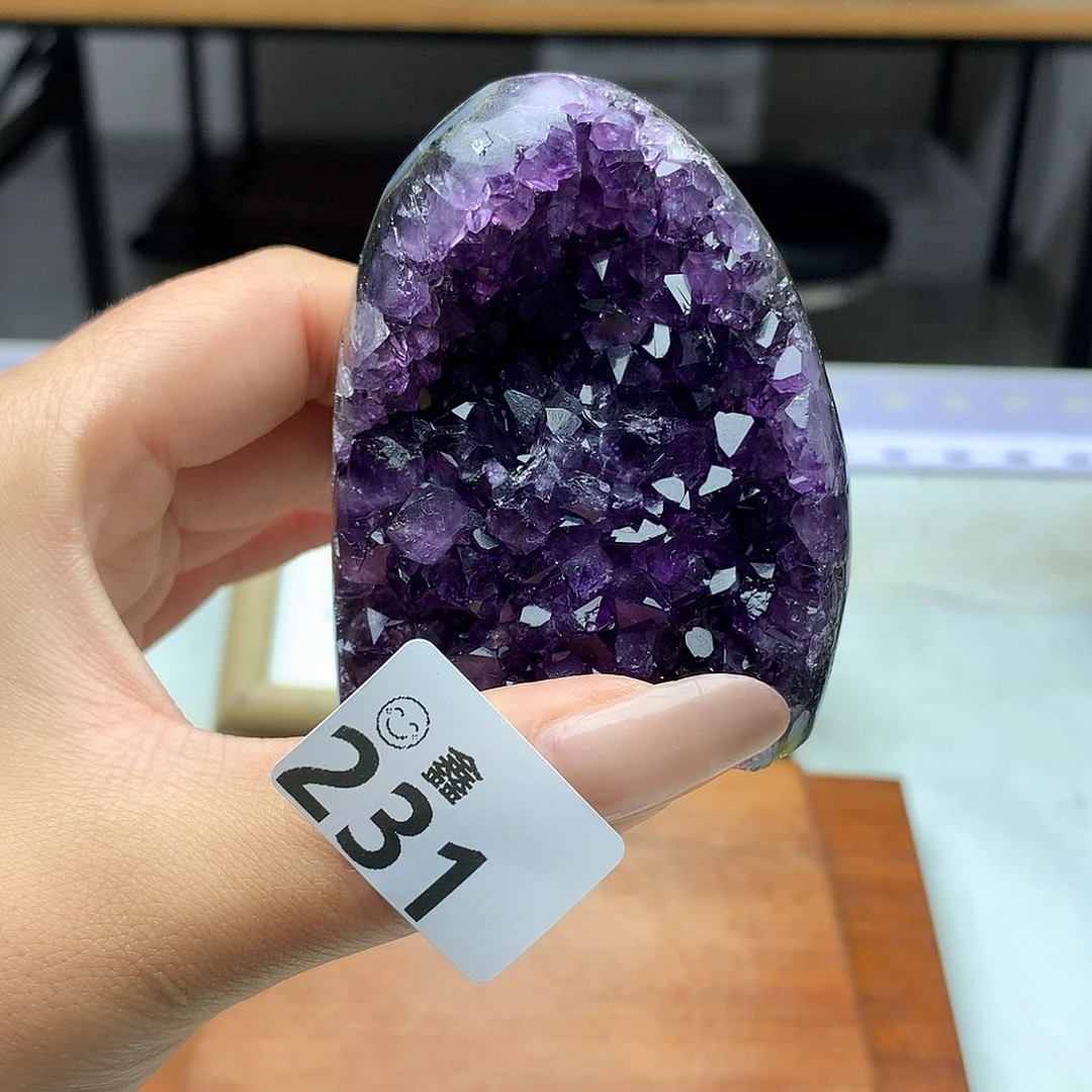 未镶嵌大型摆件（非配饰）水晶