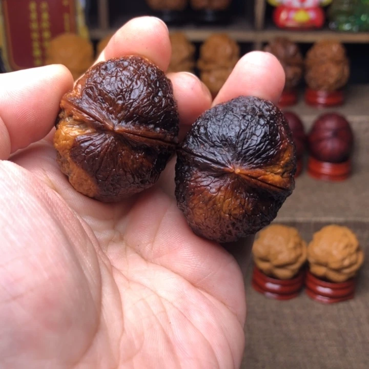 把件文玩核桃47熊猫彩39+