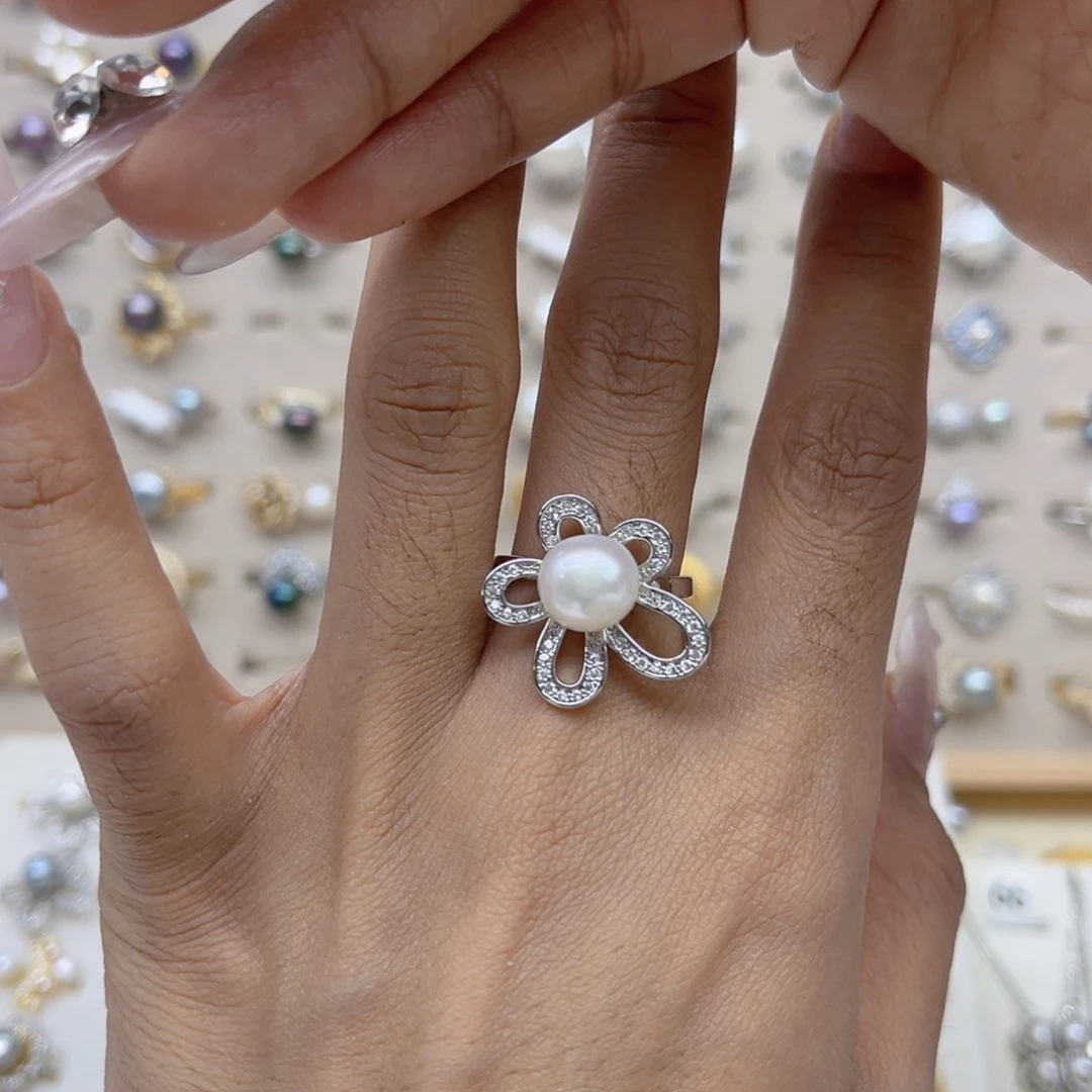 辣****戒指合金淡水珍珠