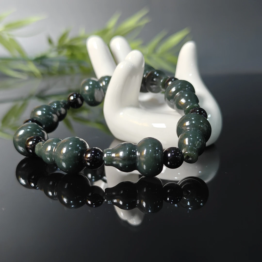 1216GC8849和田玉手串