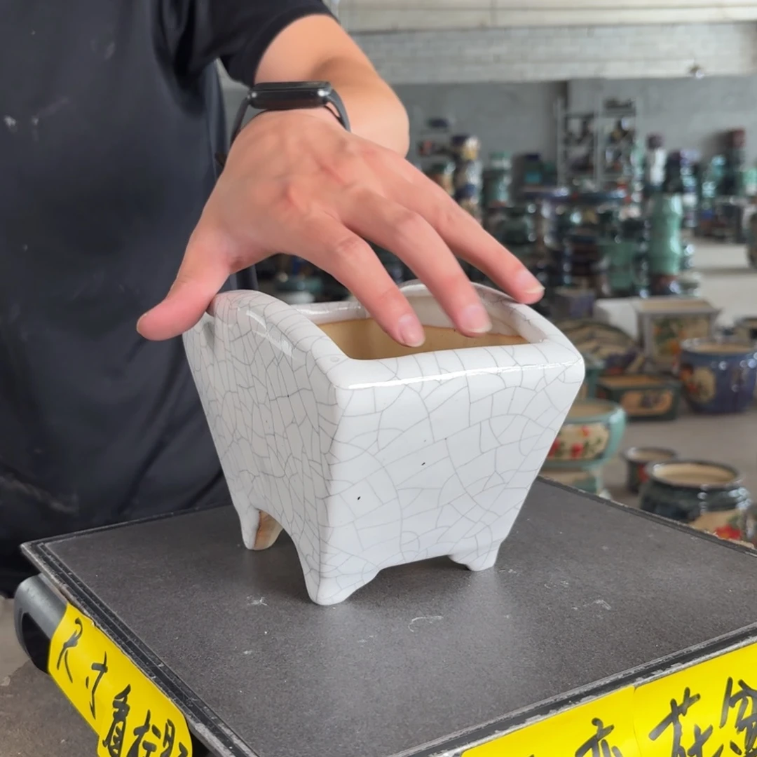 一风堂石湾花盆。