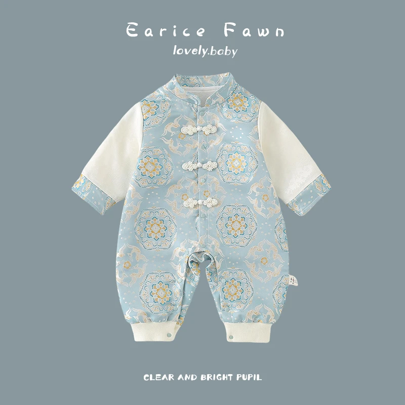 QQ婴儿衣服春季宝宝国风爬爬服超萌可爱连体衣外出满月百天哈衣服