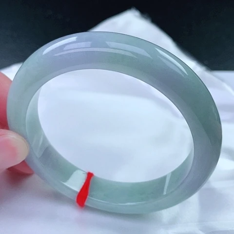 翡翠手镯未镶嵌53号