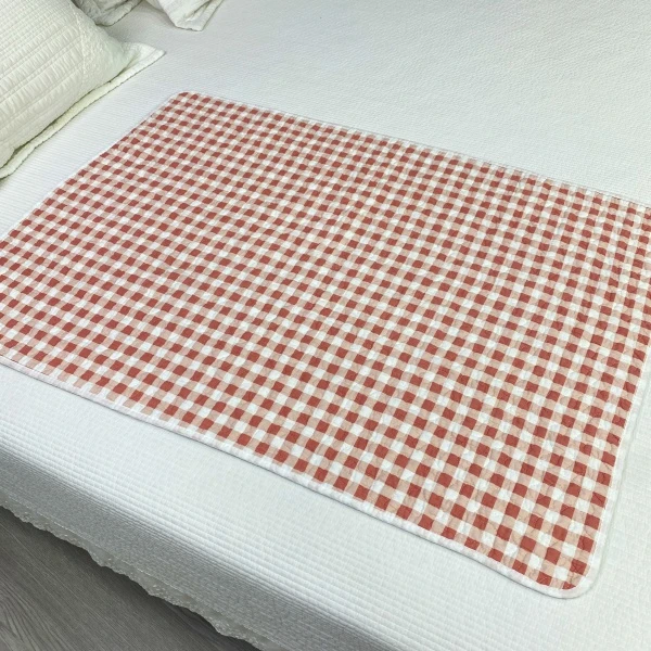 纯棉小垫子床盖夹棉生理垫姨妈垫护理垫隔脏垫可机洗填充棉花母婴