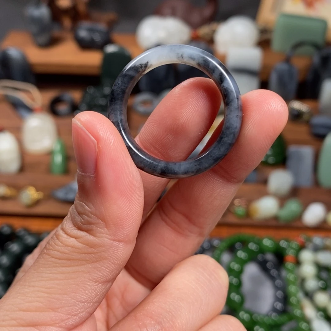 和田玉戒指未镶嵌万*福