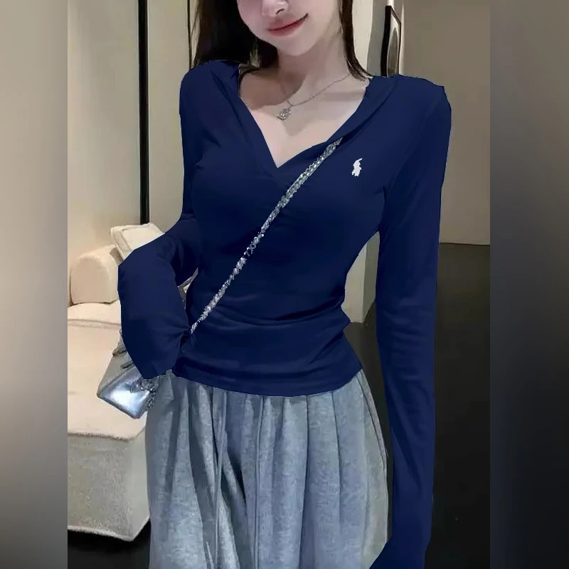 连帽长袖t恤女秋冬2025新款修身美式打底衫chic内搭运动低领上衣