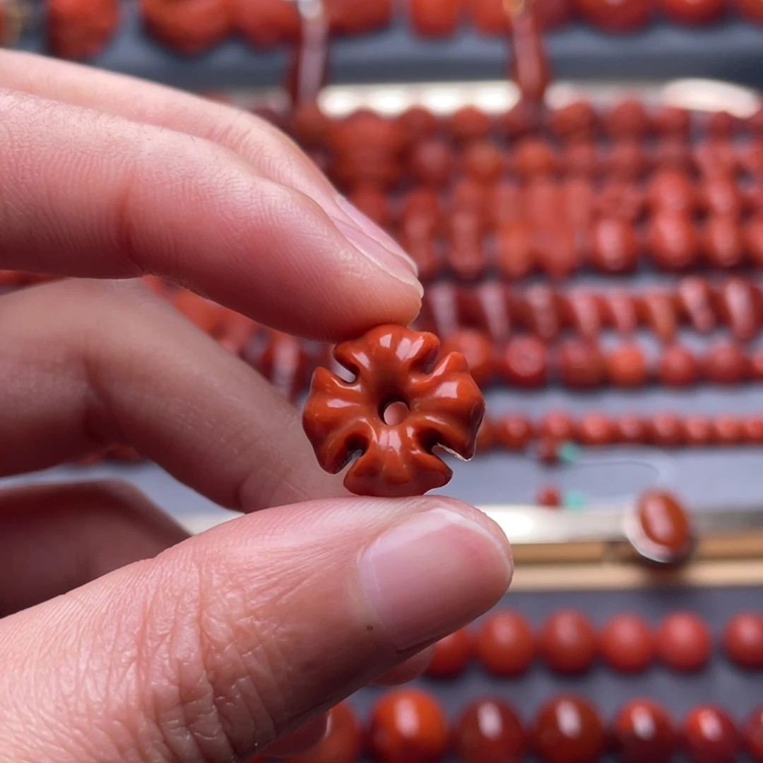 南红玛瑙未镶嵌其他W15瓦西柿子红克罗心配饰