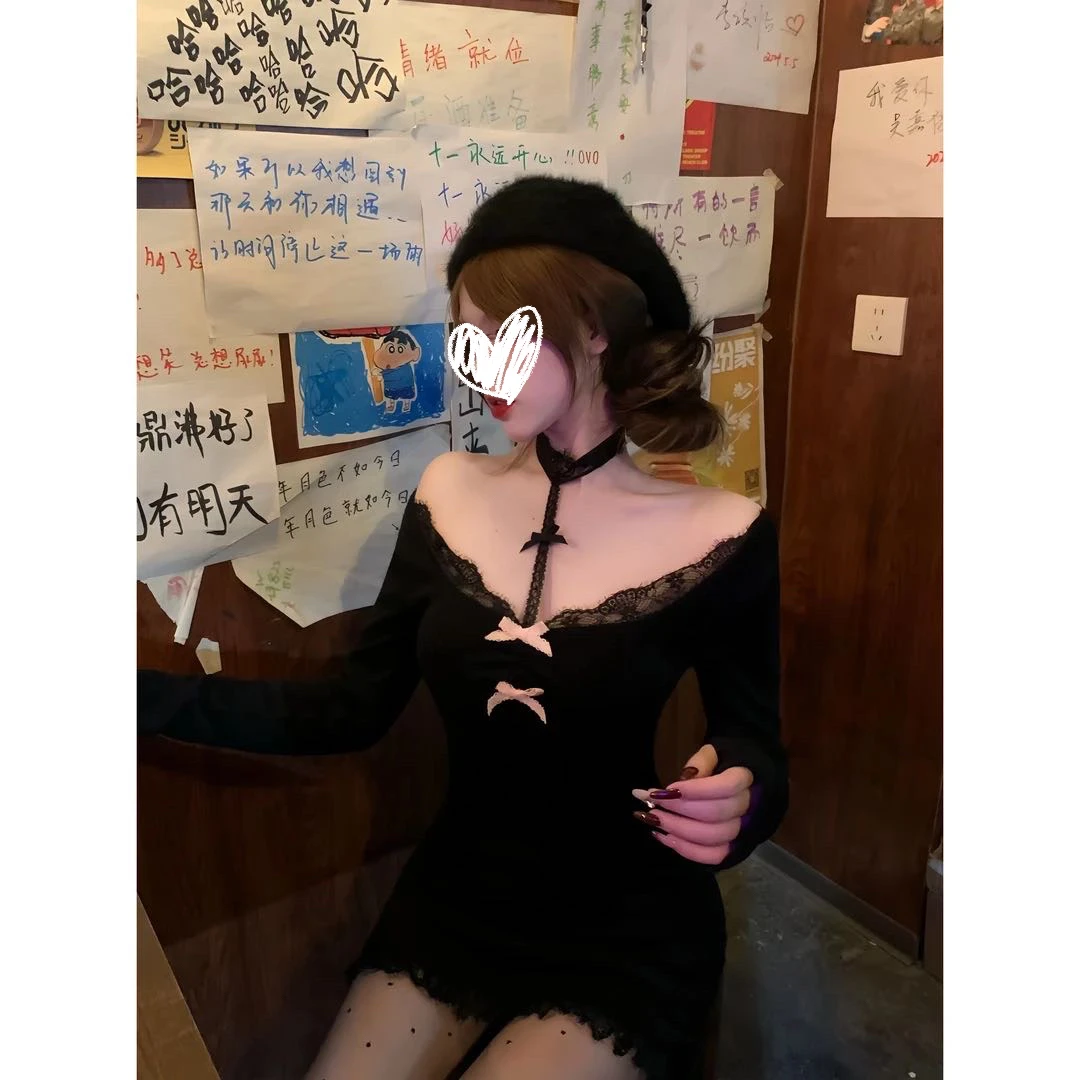 微醺黑天鹅 纯欲风辣妹包臀裙春款一字肩收腰蕾丝花边挂脖连衣裙