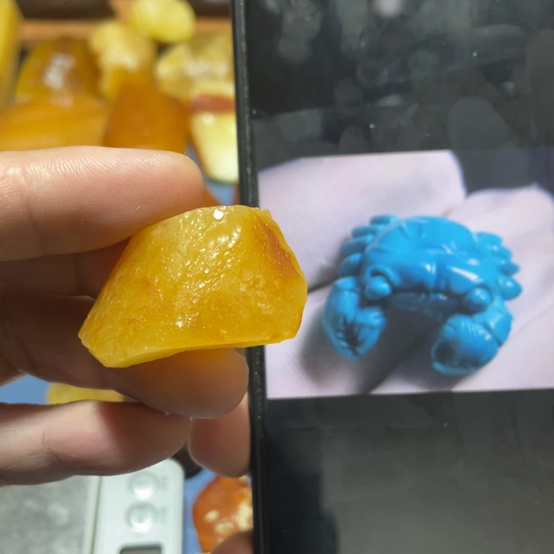 定制蜜蜡未镶嵌螃蟹，八方来财，有钳，钱