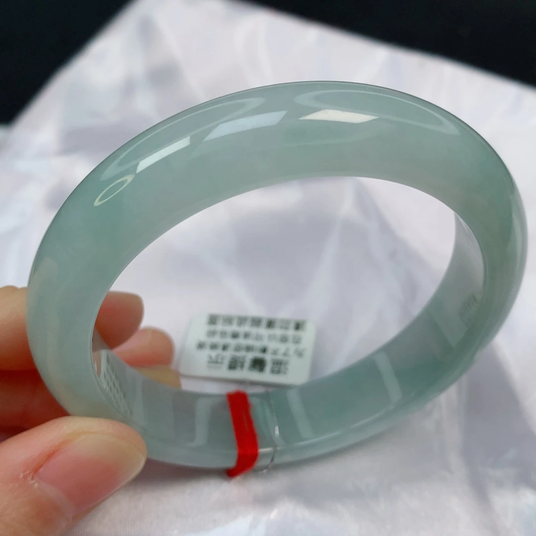 未镶嵌手镯翡翠55.3正圈，冰底淡晴水，012