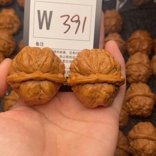 吊坠桃核我是第一百40