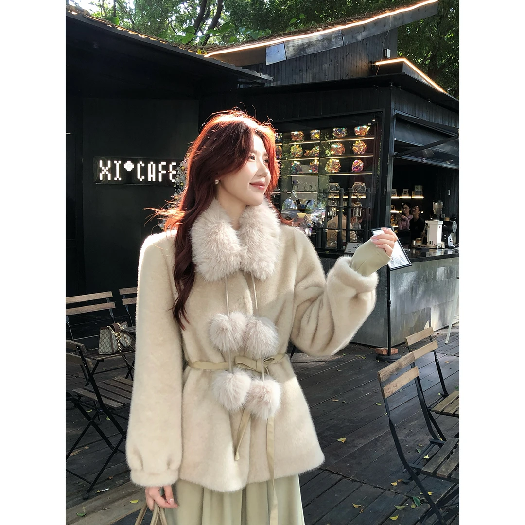 甜辣多多【球球围脖】毛茸茸米杏色围脖