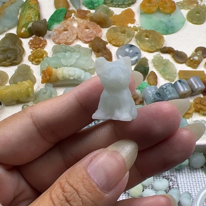 定制翡翠未镶嵌翡翠