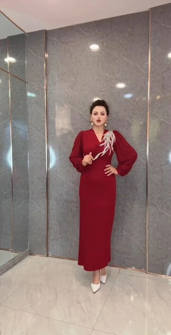 女士气质显瘦时尚连衣裙乌鲁木齐发货