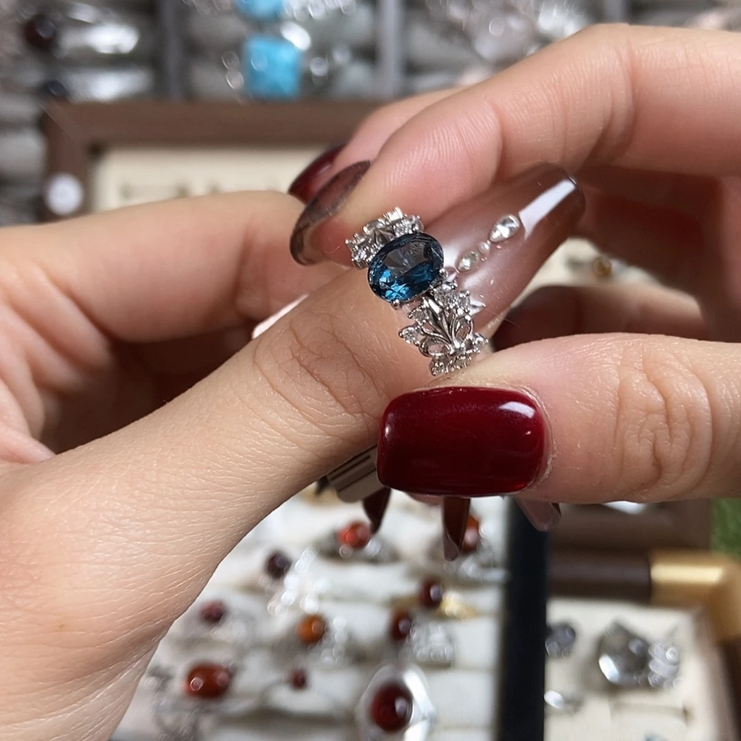 z***p水晶未镶嵌戒指伦敦蓝140