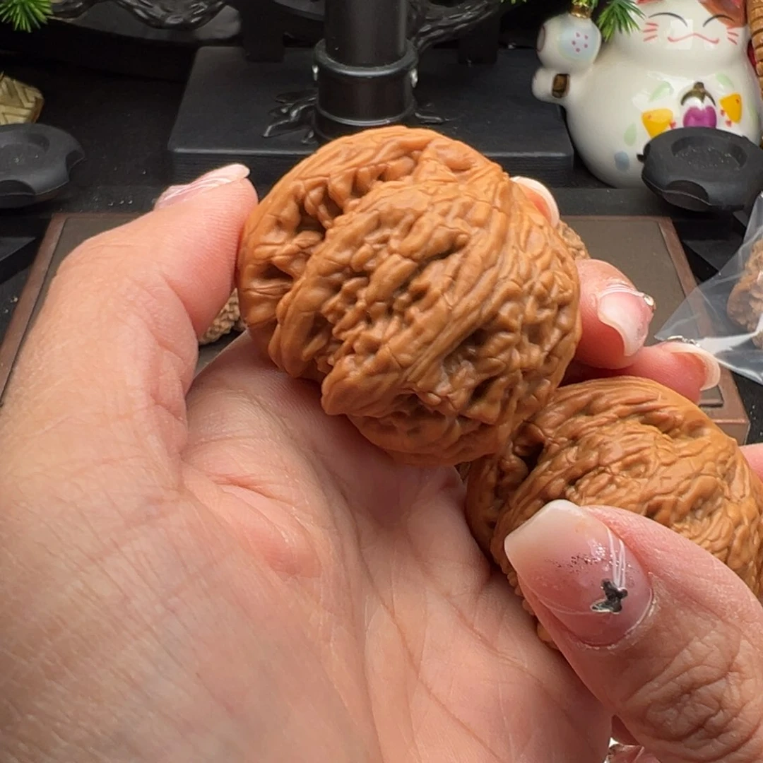 文玩核桃把件虎头王46