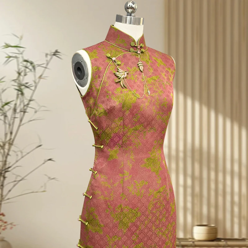 绯翠吟 玲珑娇高端旗袍桑蚕丝香云纱手工开襟无袖显年轻中国风