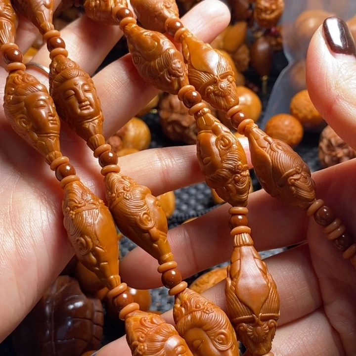 吊坠橄榄核柳叶观音