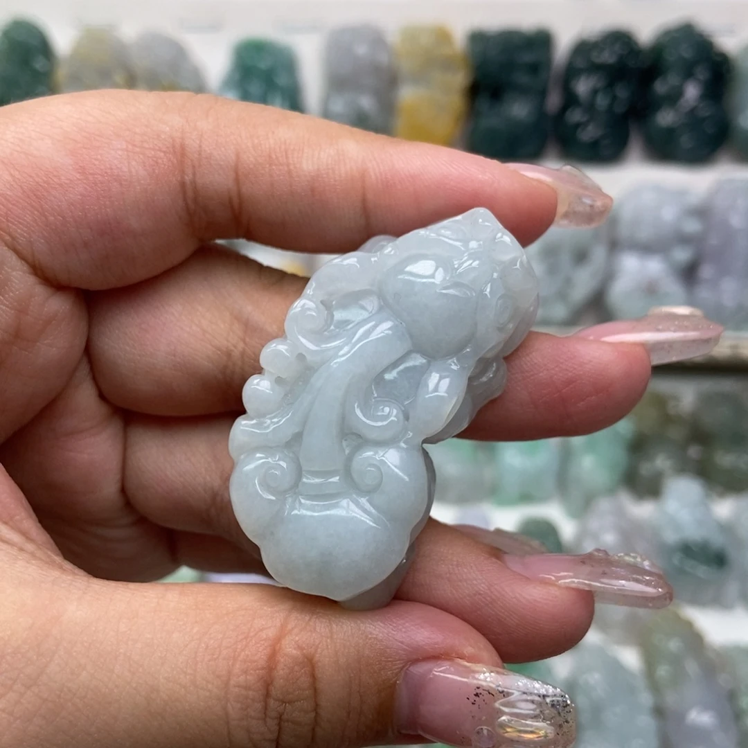 吊坠(赠链)未镶嵌翡翠