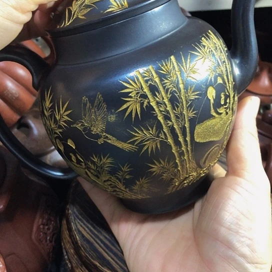茶壶紫砂原矿泥料手工制作的一把紫砂壶
