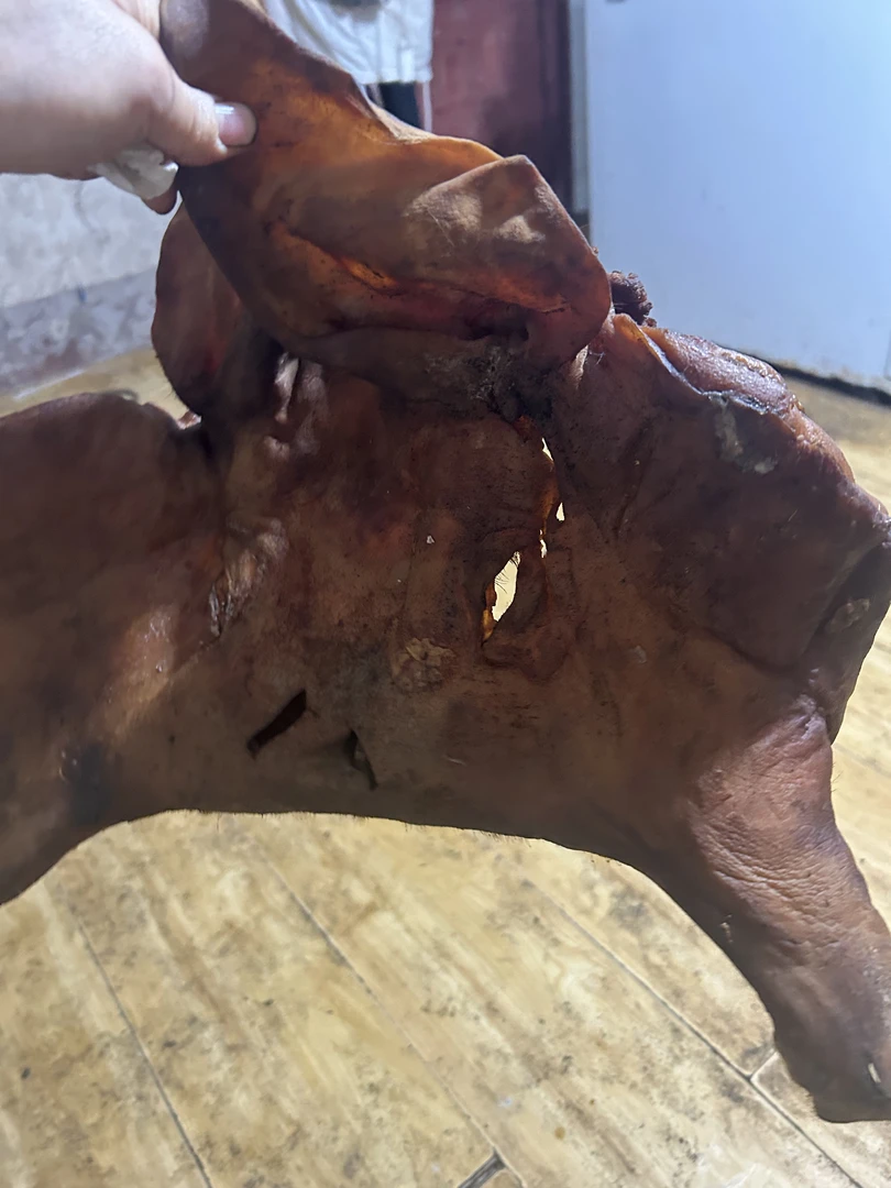 【腊猪头】农家粮食猪土猪柴火慢熏腊猪头 现称