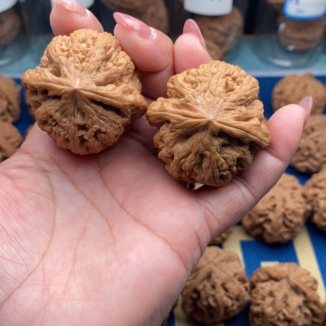 9***7文玩核桃吊坠粗筋42