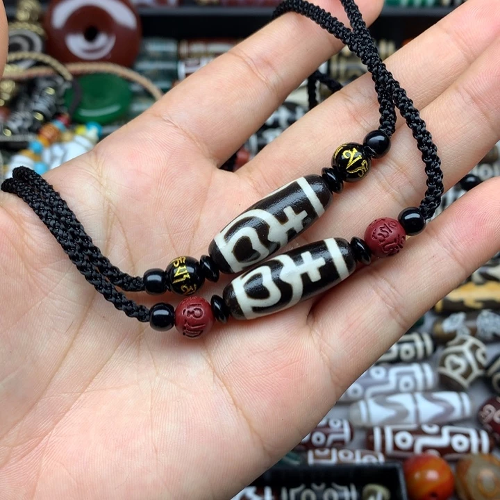 哈***呀玛瑙/玉髓未镶嵌吊坠(赠链)