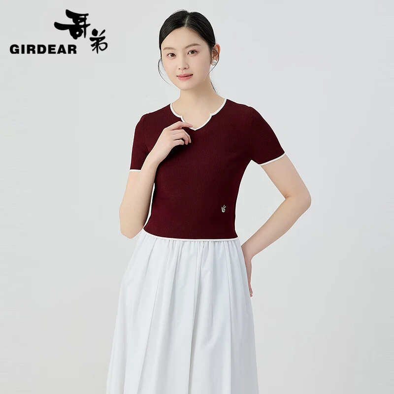 GIRDEAR/哥弟新款桃心领短袖针织衫修身百搭显瘦T恤上衣女138005