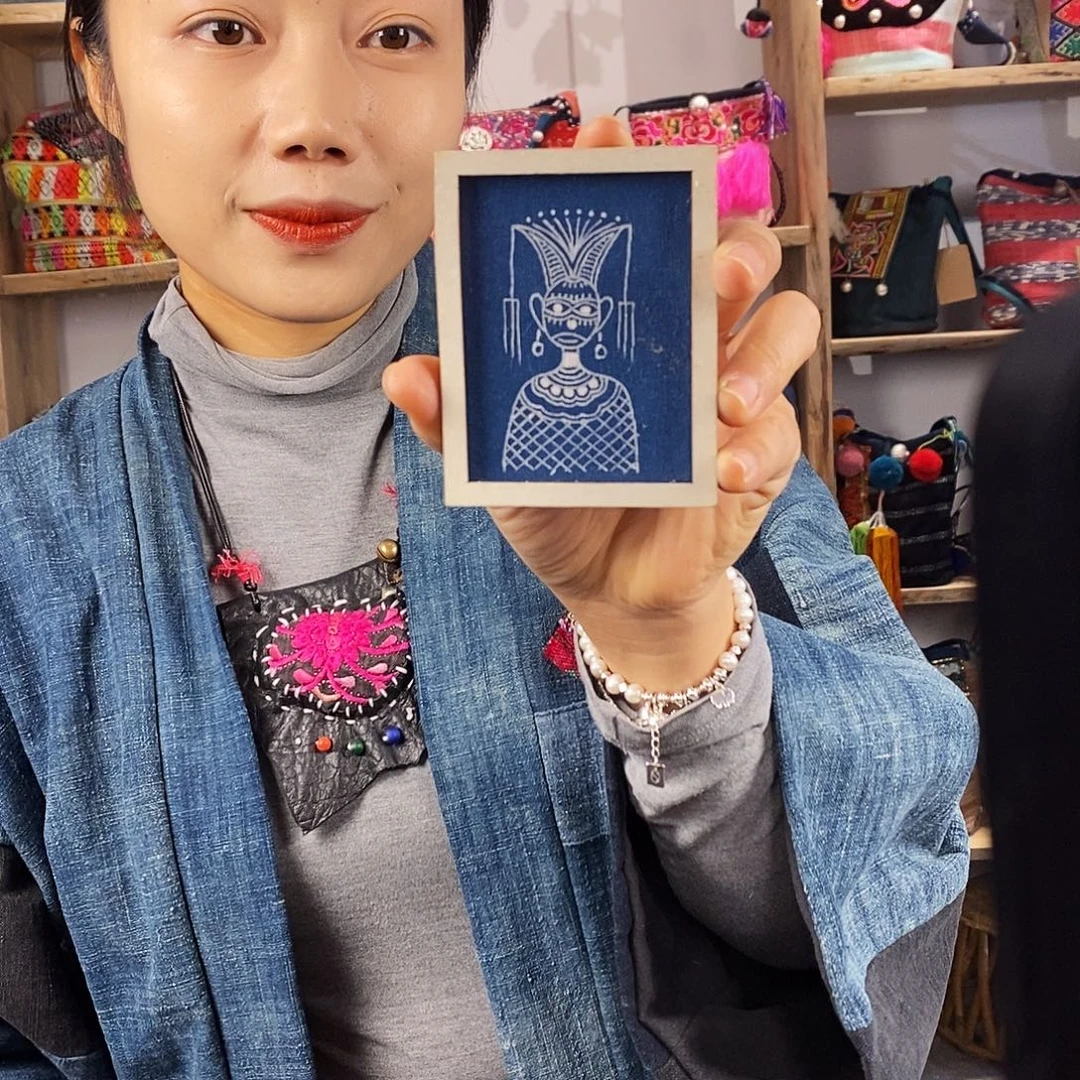 织绣手工制作工艺冰箱贴