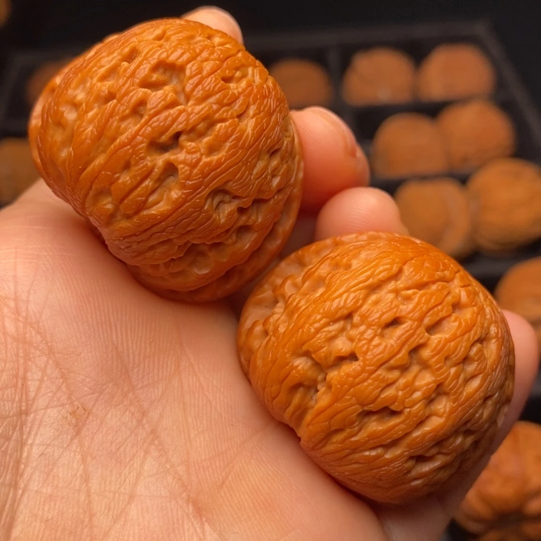 文玩核桃吊坠秦岭野生核桃