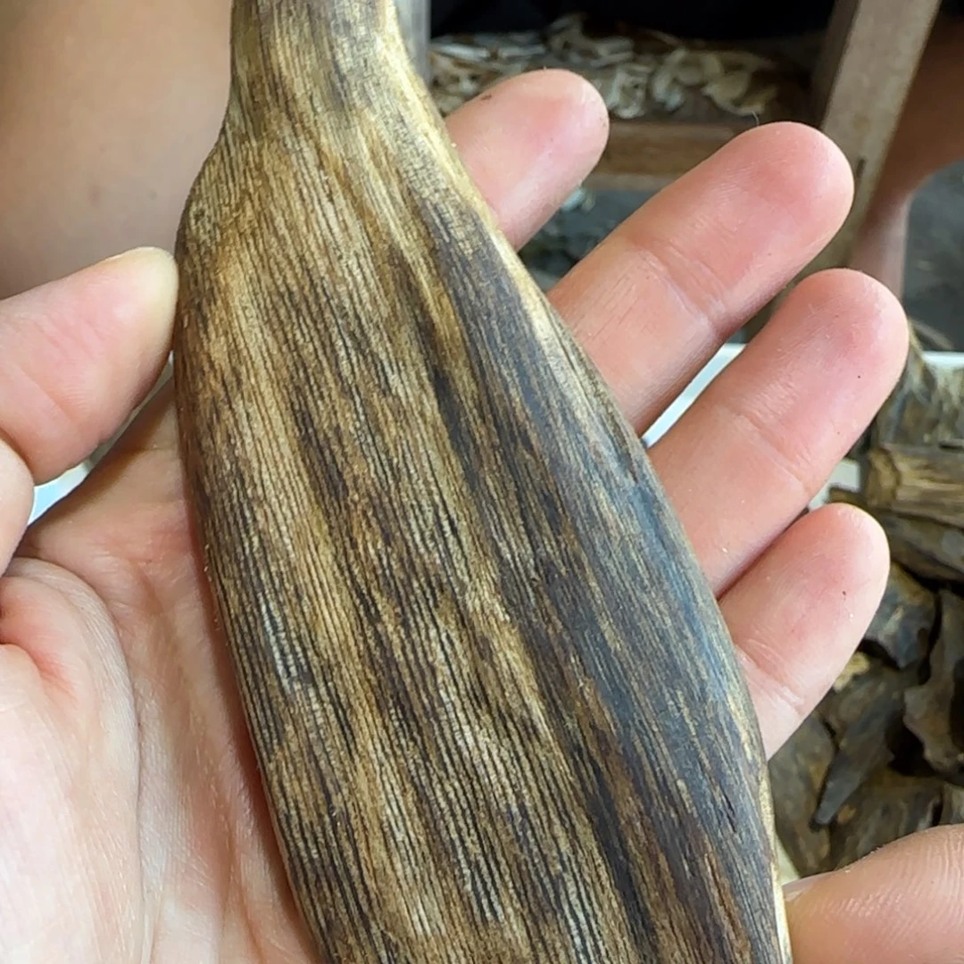 沉香沉香碎屑西瓜叶一块