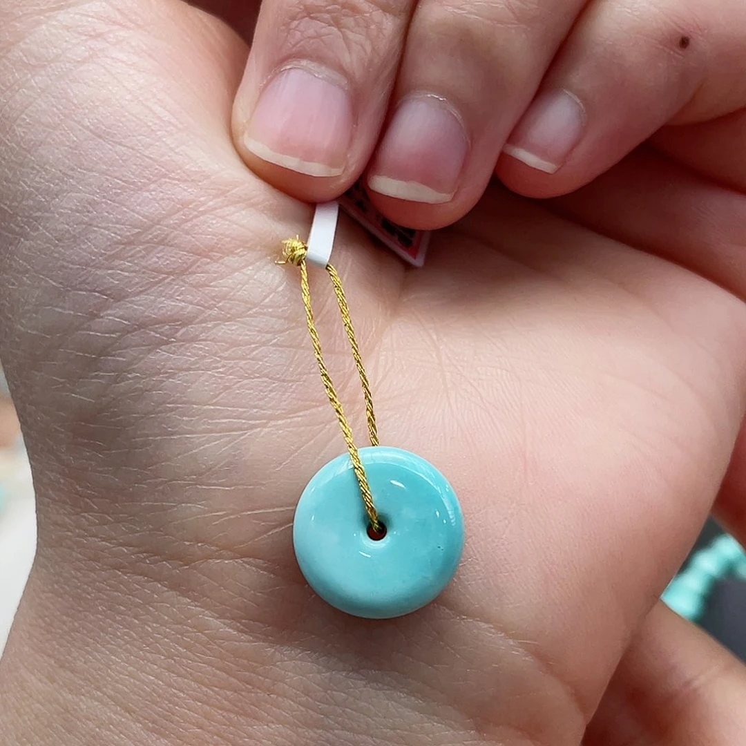 绿松石颈饰未镶嵌