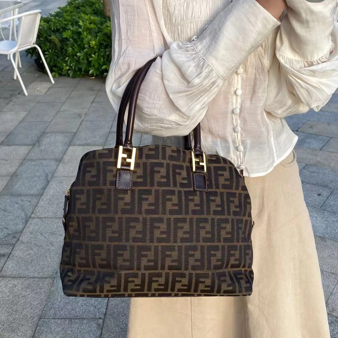 修复品619116/FENDI/芬迪老花贝壳手提包