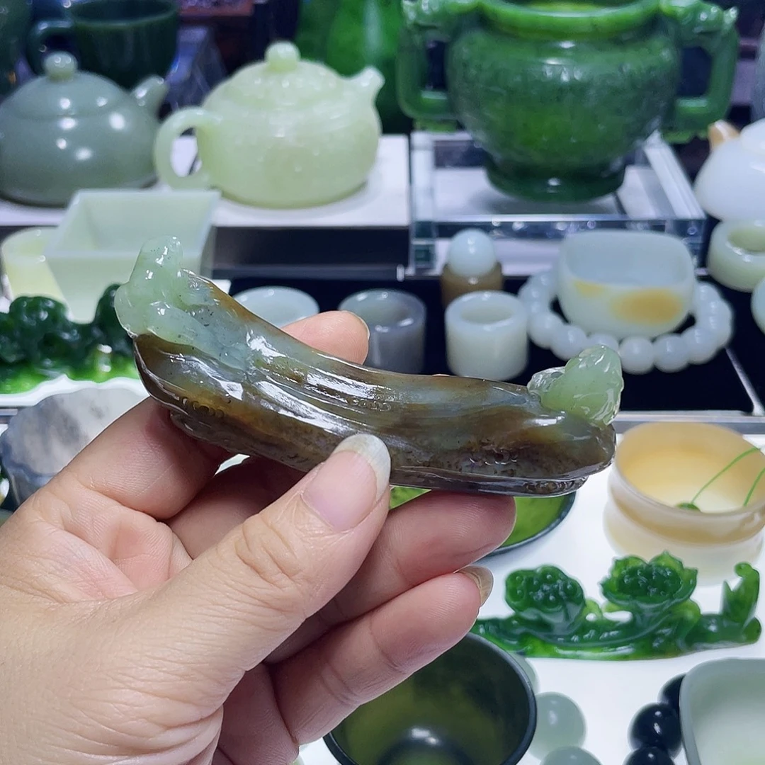 未镶嵌和田玉挂件