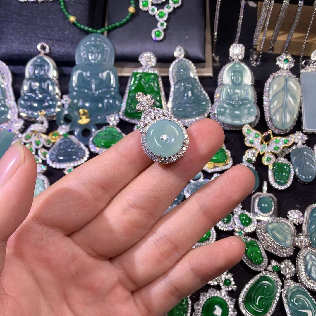 翡翠挂件未镶嵌888888888888