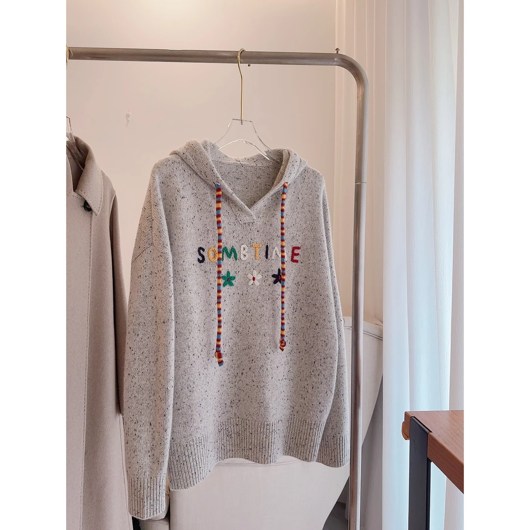 秋冬新品山羊绒帽衫宽松廓版休闲风运动带帽大卫衣