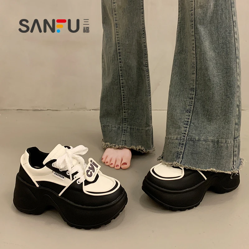 爆款高级感松糕厚底小白鞋女2025秋季新款百搭增高休闲运动老爹鞋